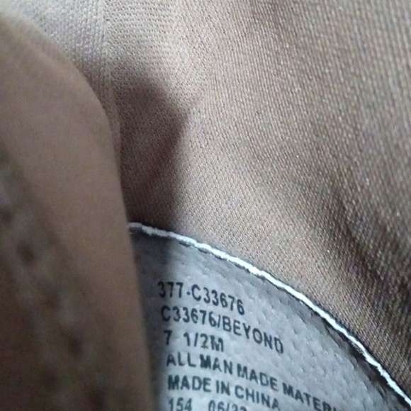 CLIFFS BY WHITE MOUNTAIN BROWN  WEDGE HEEL ANKLE BOOTS SIZE 7.5 NWT - Picture 9 of 9